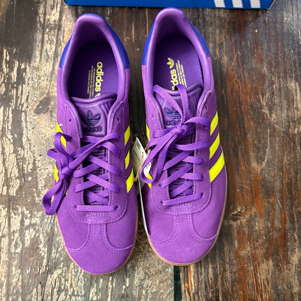 Adidas Gazelle Kids 7 Unisex Purple Yellow Suede New w/ Box SKU ADGZ-Y7-BU - Picture 2 of 5